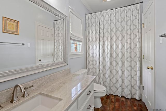 18235 Bel Meadow Ave, Saint George, LA 70810