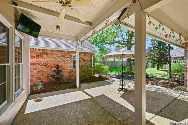 18235 Bel Meadow Ave, Saint George, LA 70810