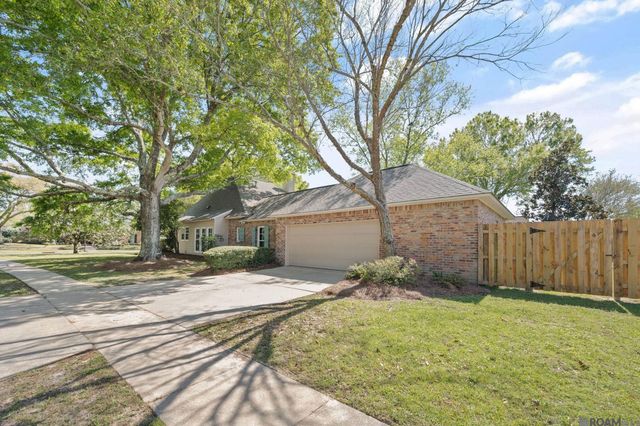 18235 Bel Meadow Ave, Saint George, LA 70810