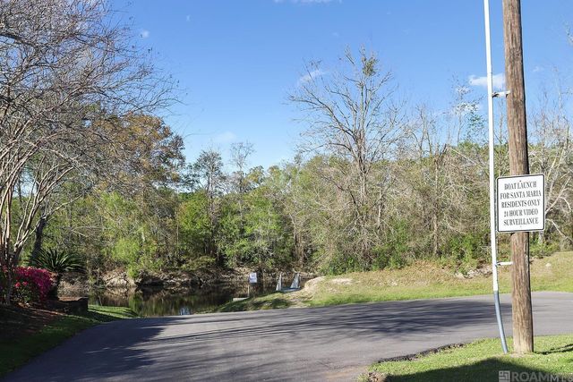 18235 Bel Meadow Ave, Saint George, LA 70810