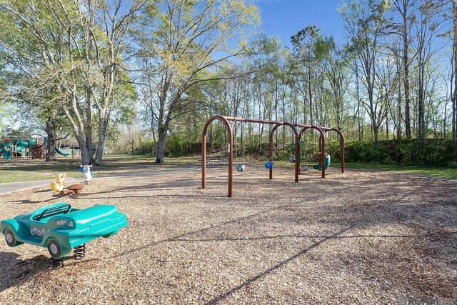 18235 Bel Meadow Ave, Saint George, LA 70810