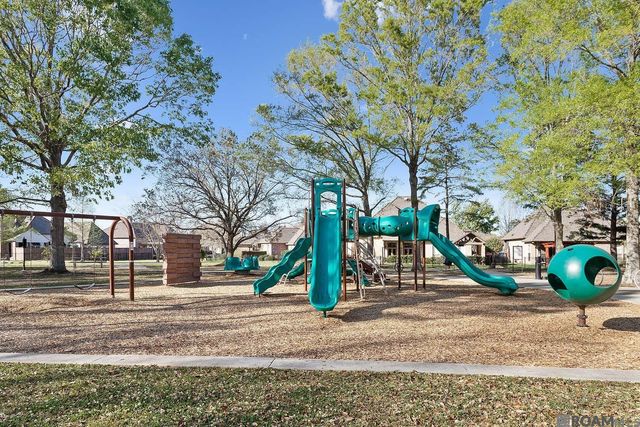 18235 Bel Meadow Ave, Saint George, LA 70810