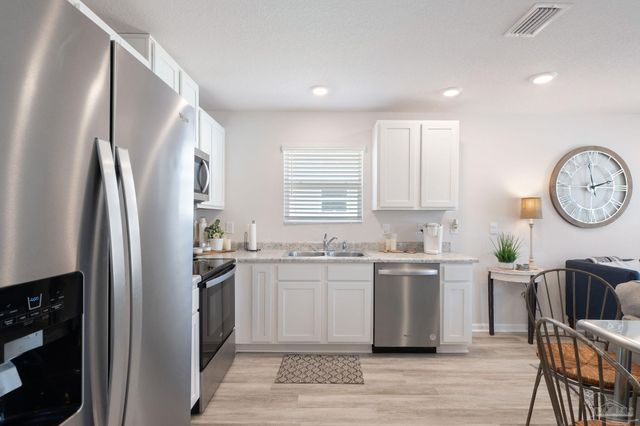 2545 Sutton Place Dr, Cantonment, FL 32533