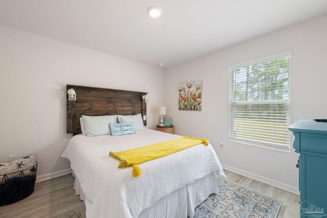 2545 Sutton Place Dr, Cantonment, FL 32533