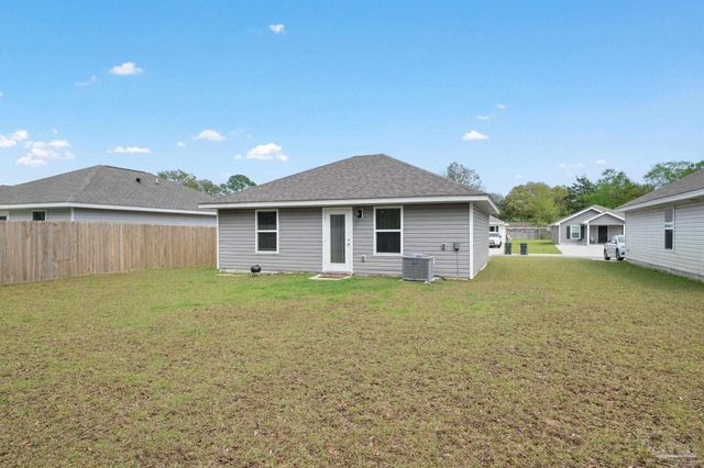 2545 Sutton Place Dr, Cantonment, FL 32533