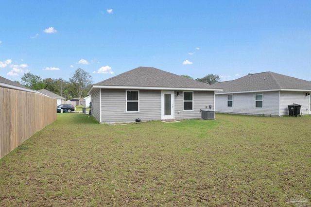 2545 Sutton Place Dr, Cantonment, FL 32533