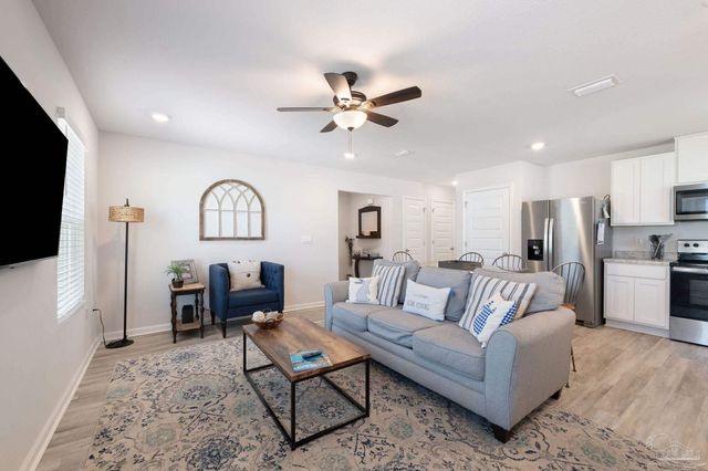 2545 Sutton Place Dr, Cantonment, FL 32533