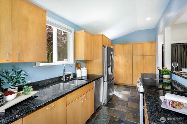 1606 22nd Avenue, Seattle, WA 98122