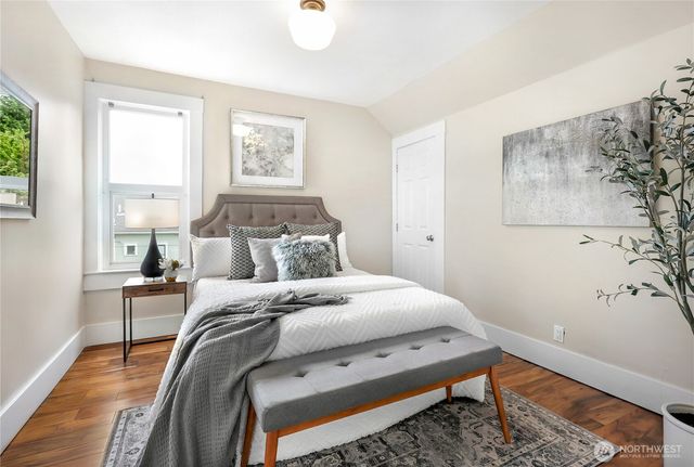 1606 22nd Avenue, Seattle, WA 98122