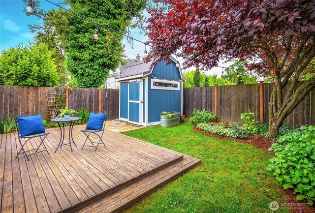 1606 22nd Avenue, Seattle, WA 98122