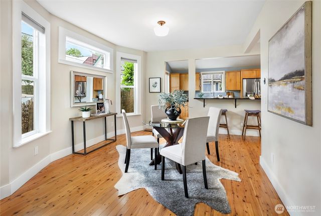 1606 22nd Avenue, Seattle, WA 98122