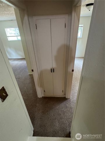 5501 89th Avenue SE, Olympia, WA 98513