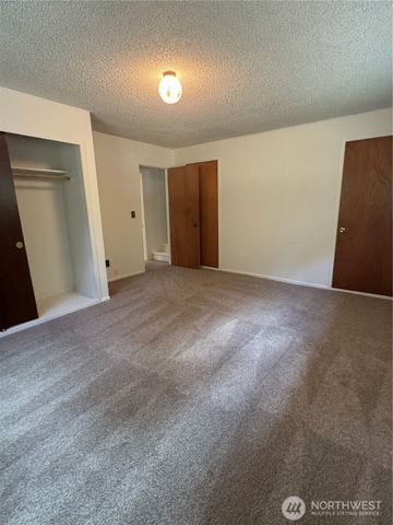 5501 89th Avenue SE, Olympia, WA 98513