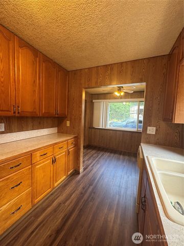 5501 89th Avenue SE, Olympia, WA 98513