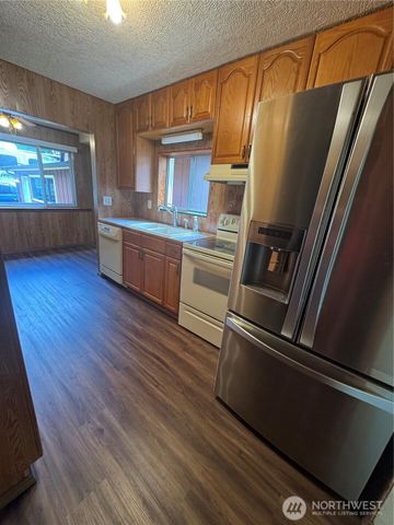 5501 89th Avenue SE, Olympia, WA 98513