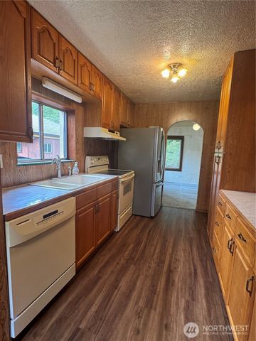 5501 89th Avenue SE, Olympia, WA 98513