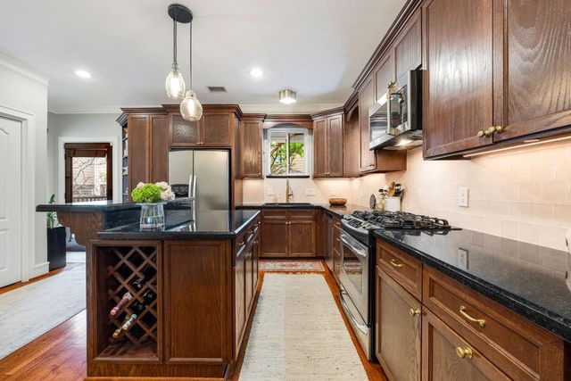 1307 Nashua Street B, Houston, TX 77008