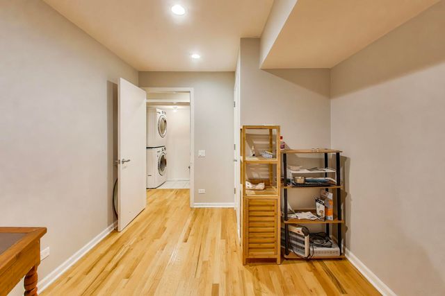 1140 W Cornelia Avenue D, Chicago, IL 60657