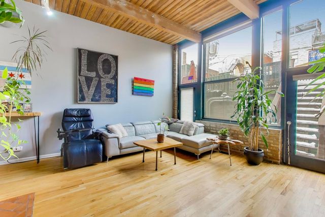 1140 W Cornelia Avenue D, Chicago, IL 60657