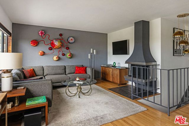 523 Marie Avenue, Los Angeles, CA 90042