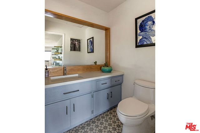 523 Marie Avenue, Los Angeles, CA 90042