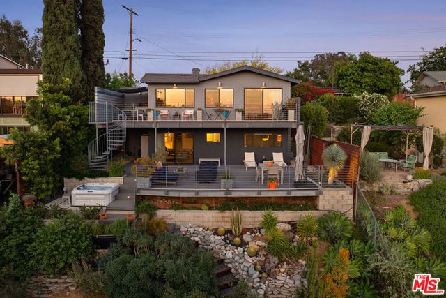 523 Marie Avenue, Los Angeles, CA 90042