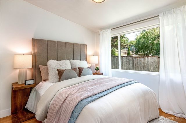 6246 39th Avenue NE, Seattle, WA 98115