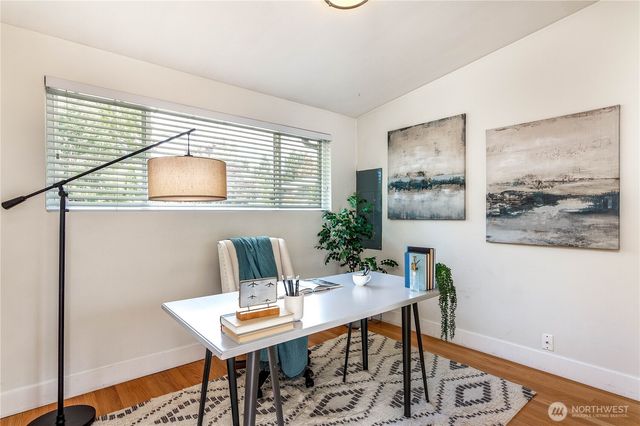 6246 39th Avenue NE, Seattle, WA 98115