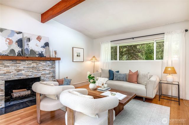 6246 39th Avenue NE, Seattle, WA 98115