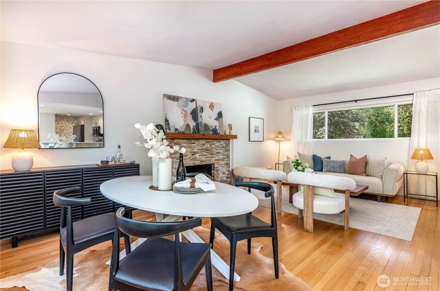 6246 39th Avenue NE, Seattle, WA 98115
