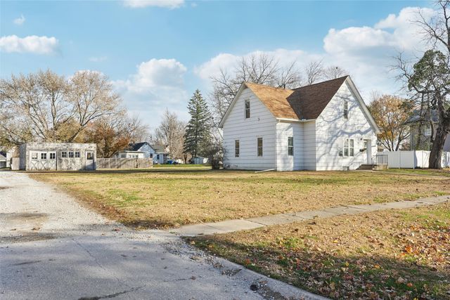 710 E Salem Avenue, Indianola, IA 50125