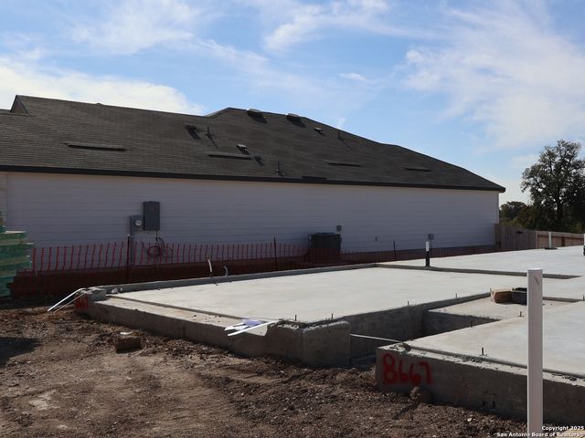 8667 Rucker Pond Trail, San Antonio, TX 78252