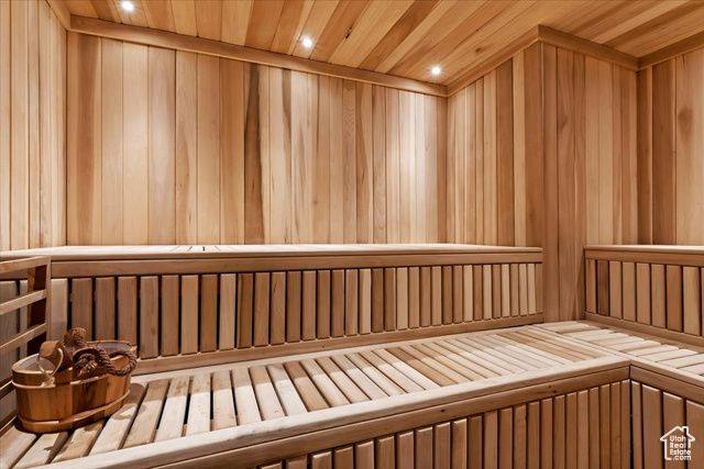 1449 S DEVONSHIRE DR, Salt Lake City, UT 84108