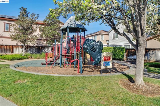 489 Silverwood St, Brentwood, CA 94513