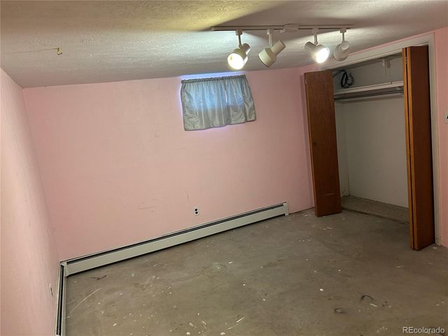 226 E 7th Street, Walsenburg, CO 81089