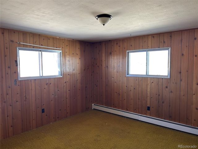 226 E 7th Street, Walsenburg, CO 81089