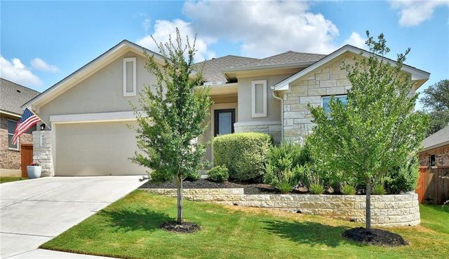 416 Peakside CIR, Dripping Springs, TX 78620