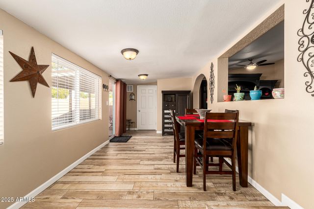 566 W MEDINA Avenue, Mesa, AZ 85210