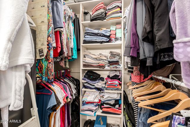 566 W MEDINA Avenue, Mesa, AZ 85210