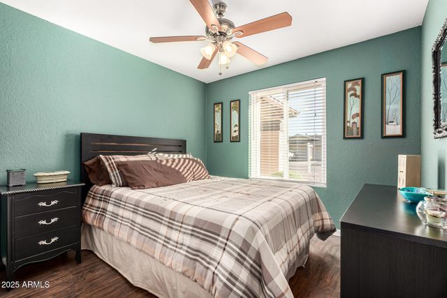 566 W MEDINA Avenue, Mesa, AZ 85210