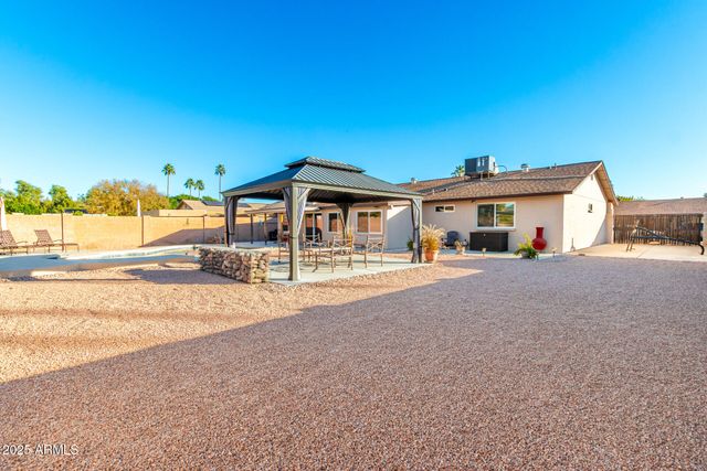 566 W MEDINA Avenue, Mesa, AZ 85210