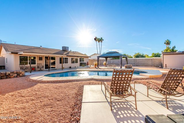 566 W MEDINA Avenue, Mesa, AZ 85210