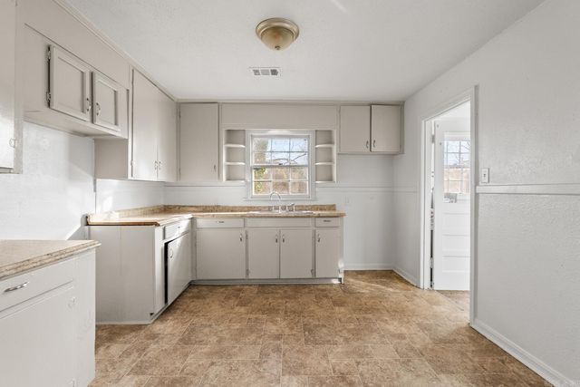 1511 W 23rd Street, Little Rock, AR 72206