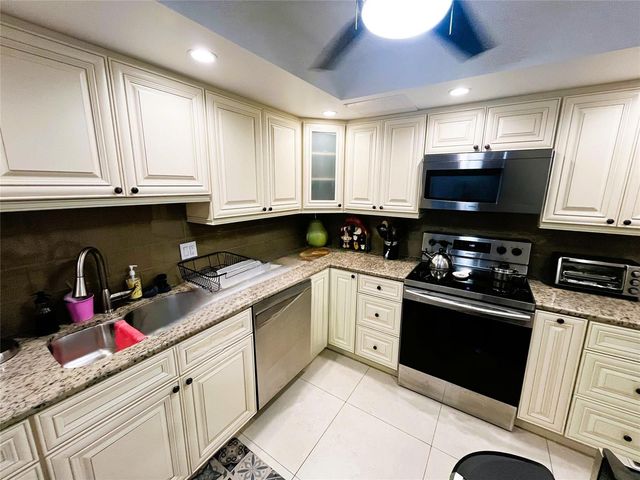 3500 Galt Ocean Drive 616, Fort Lauderdale, FL 33308