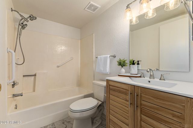 860 N MCQUEEN Road 1092, Chandler, AZ 85225