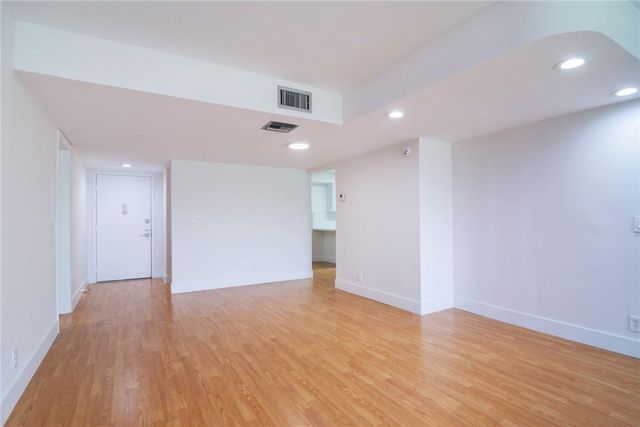 491 RACQUET CLUB RD 212, Weston, FL 33326