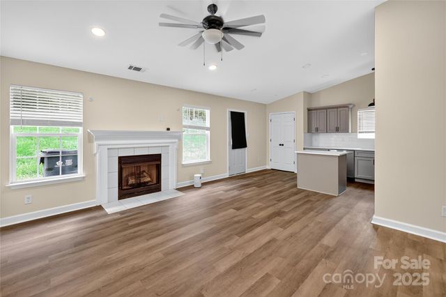 9320 Tibble Creek Way, Charlotte, NC 28227