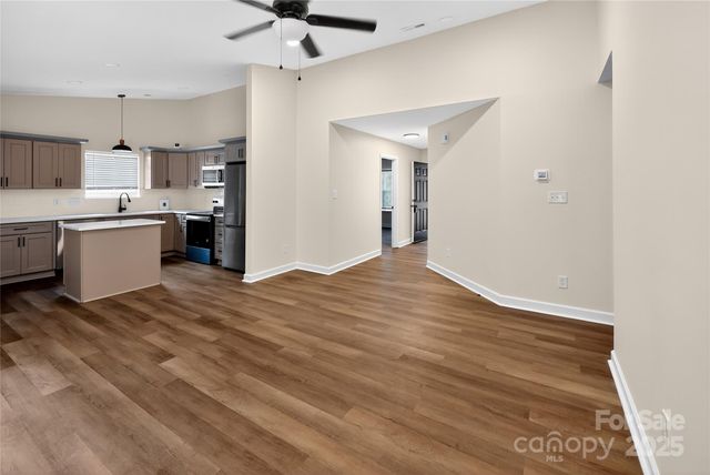 9320 Tibble Creek Way, Charlotte, NC 28227