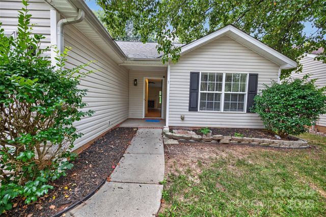 9320 Tibble Creek Way, Charlotte, NC 28227