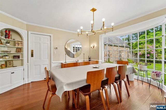 88 Depeyster Avenue, Tenafly, NJ 07670